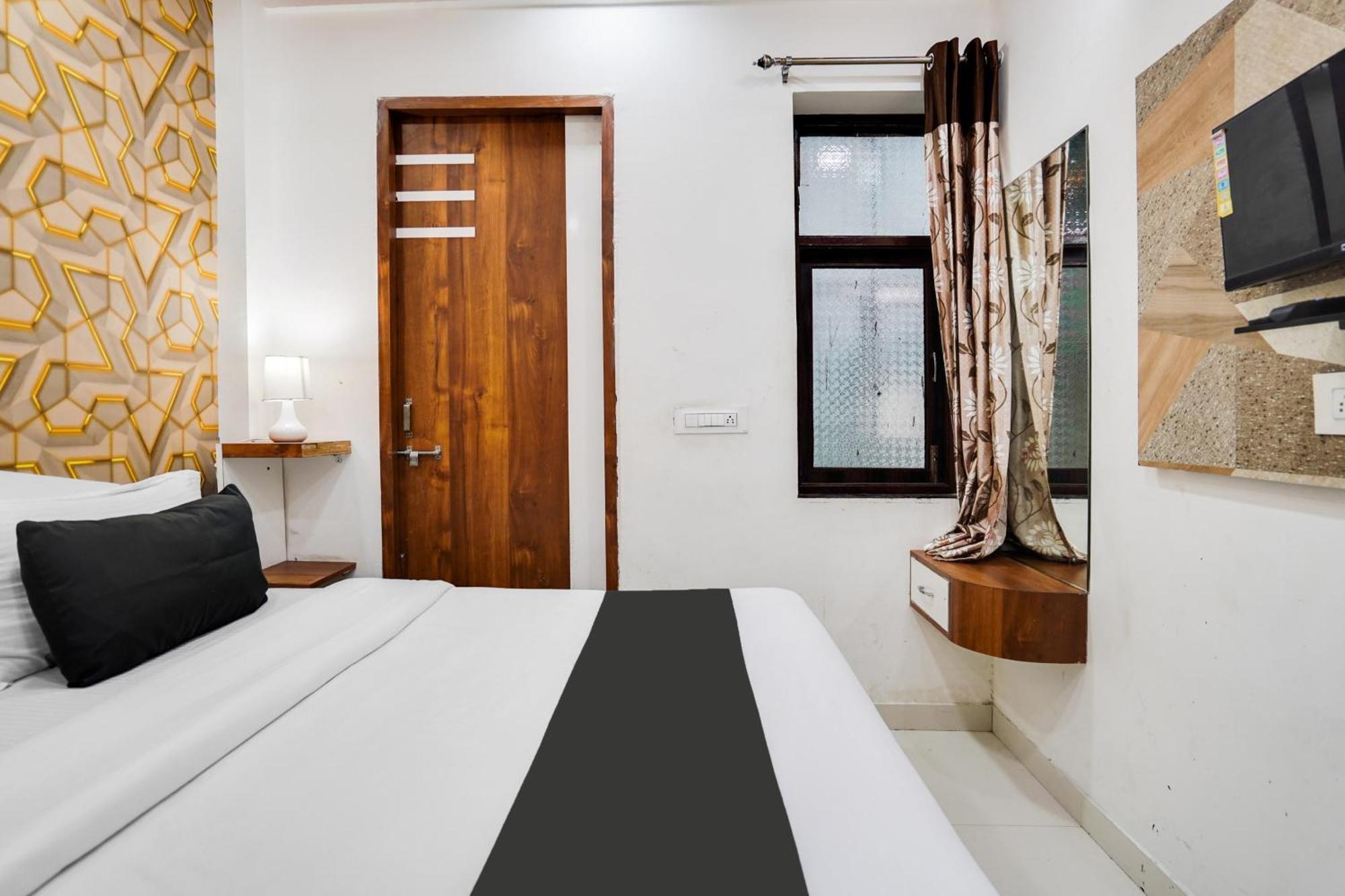 Super Oyo Hotel O Sky Wings Ajmer Dış mekan fotoğraf