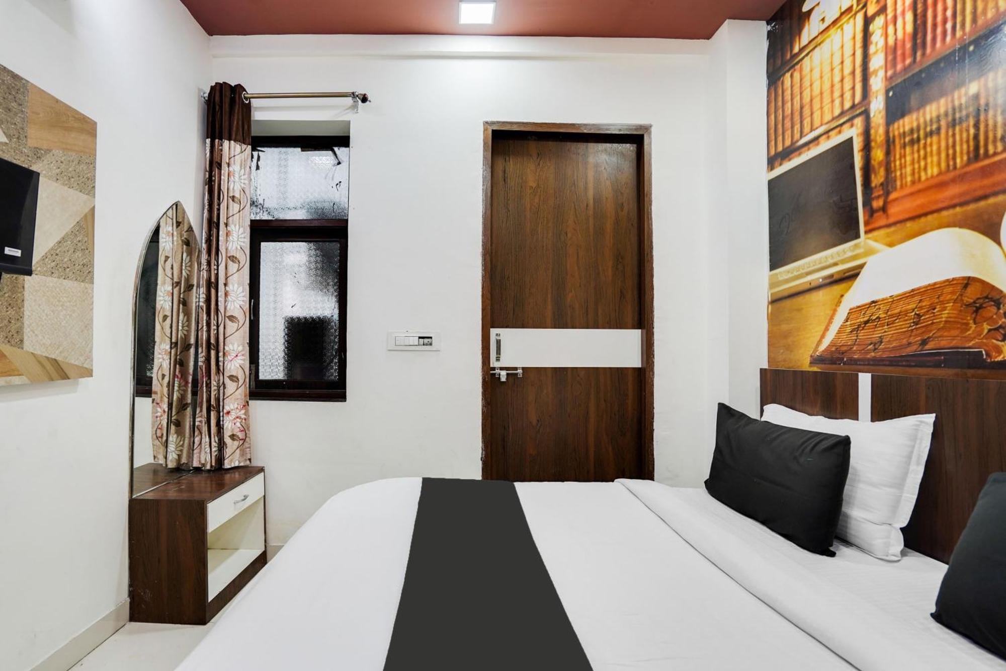 Super Oyo Hotel O Sky Wings Ajmer Dış mekan fotoğraf